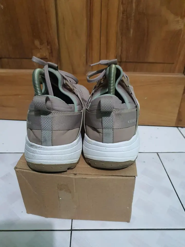 Sepatu eider size 42
