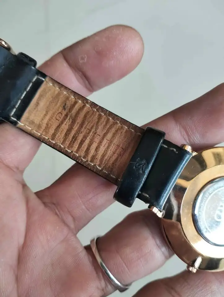 Jam tangan pria DW Original