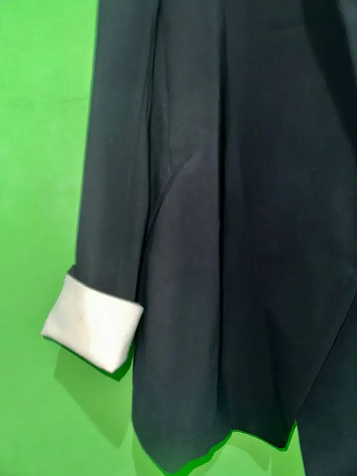 BU CEPAT ! BLAZER HITAM CEWEK SLIMFIT . JAS HITAM WANITA . PRELOVED