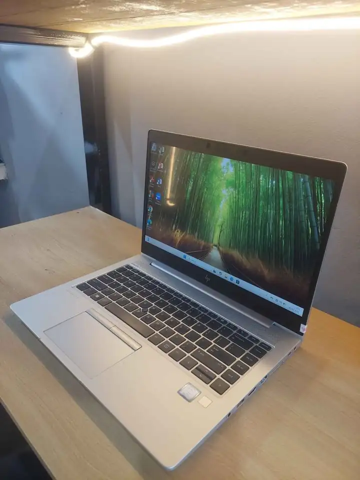 Laptop mewah HP elitebook 830 G6 touchscreen i7 ram 16 GB slim mulus n