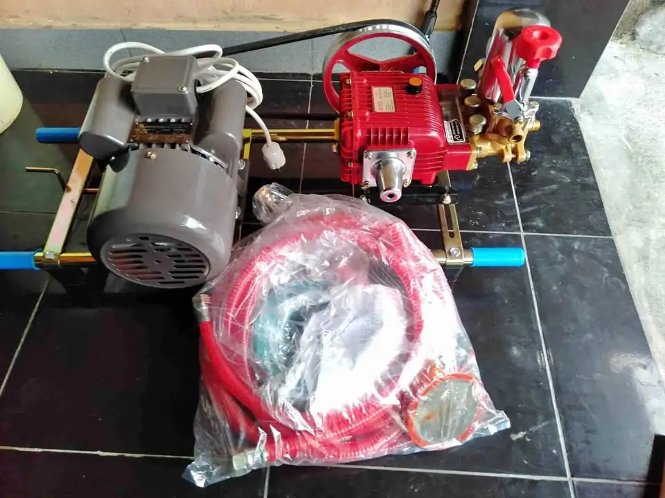 Alat Cuci Motor Dan Mobil Listrik