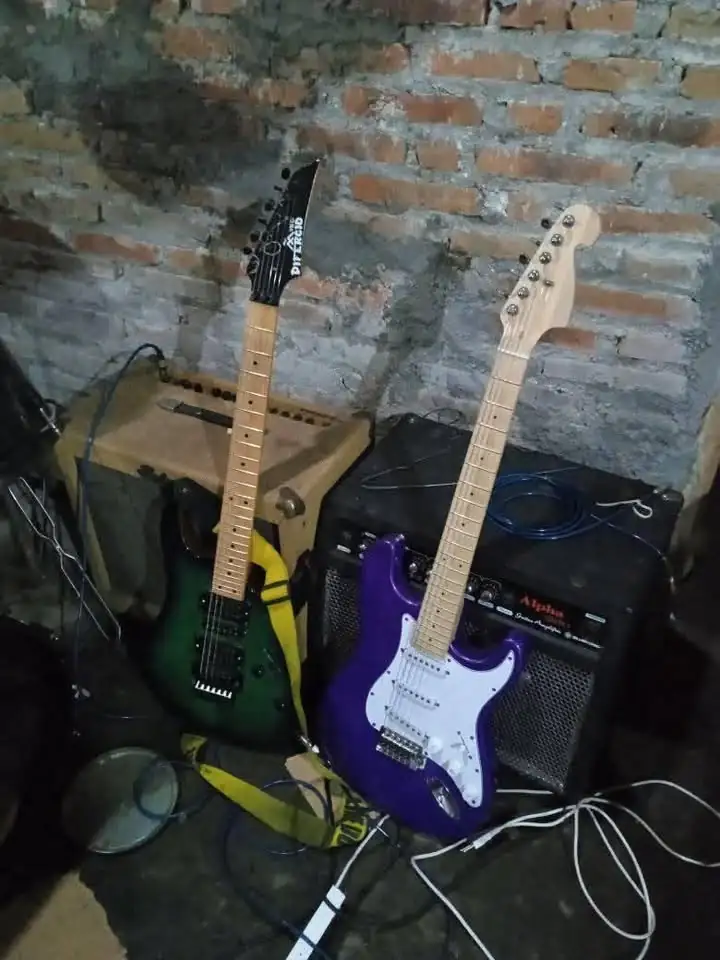 Alat band dan spiker dan kabel siap pake
