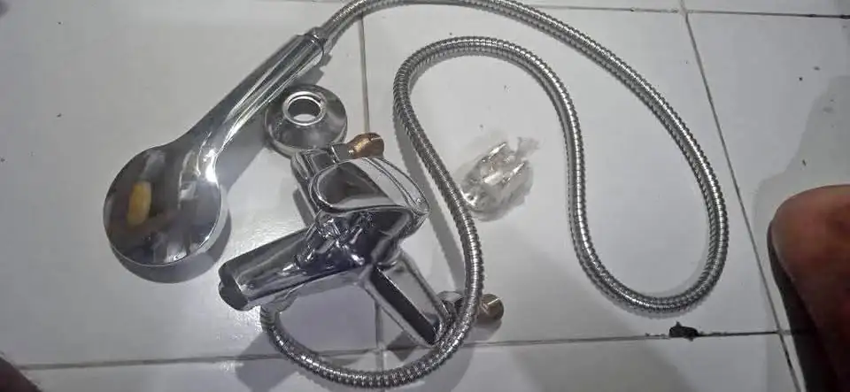 Shower baru