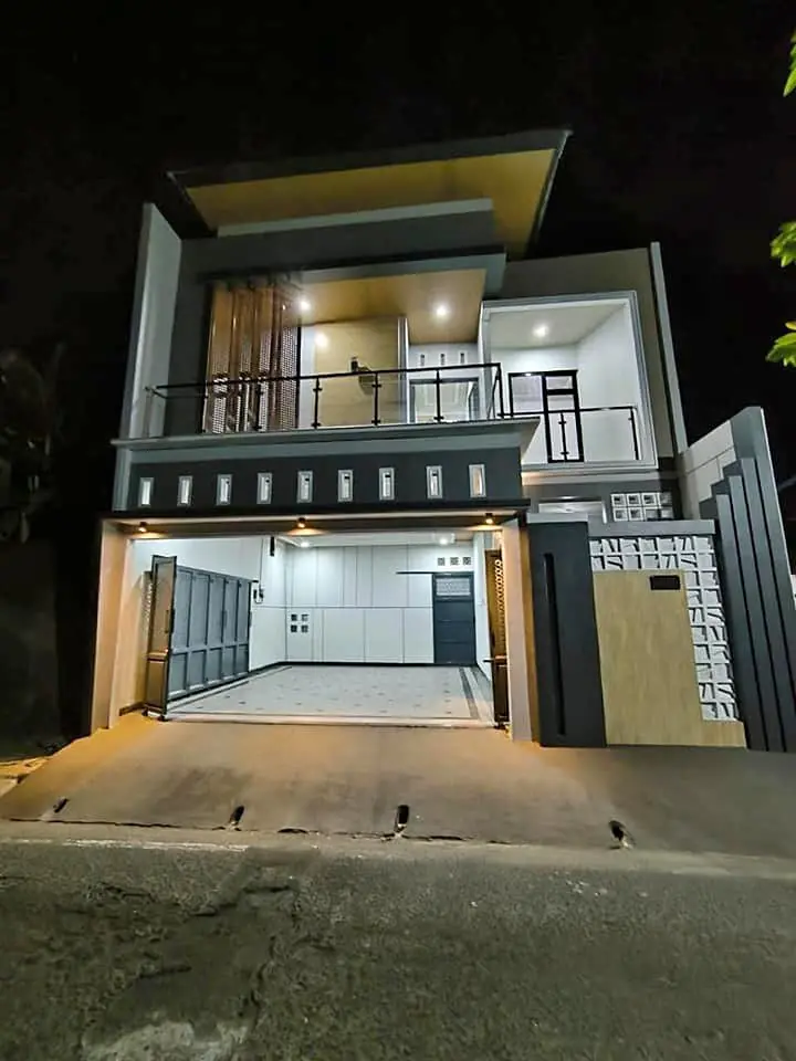 RUMAH BARU DI TENGAH KOTA