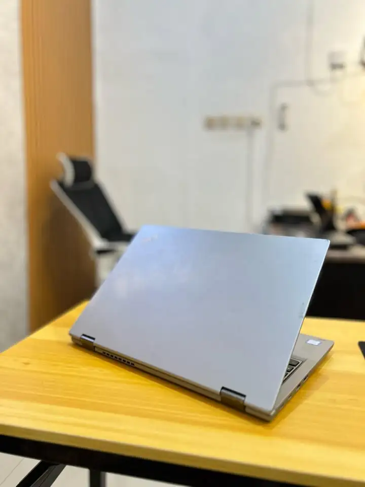 Laptop murah 3jutaan kudus Lenovo Yoga l390