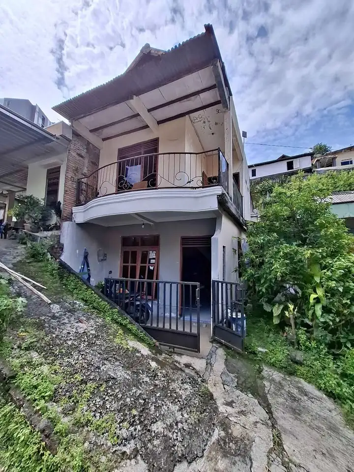 3 KT 1 Kamar Mandi – Rumah