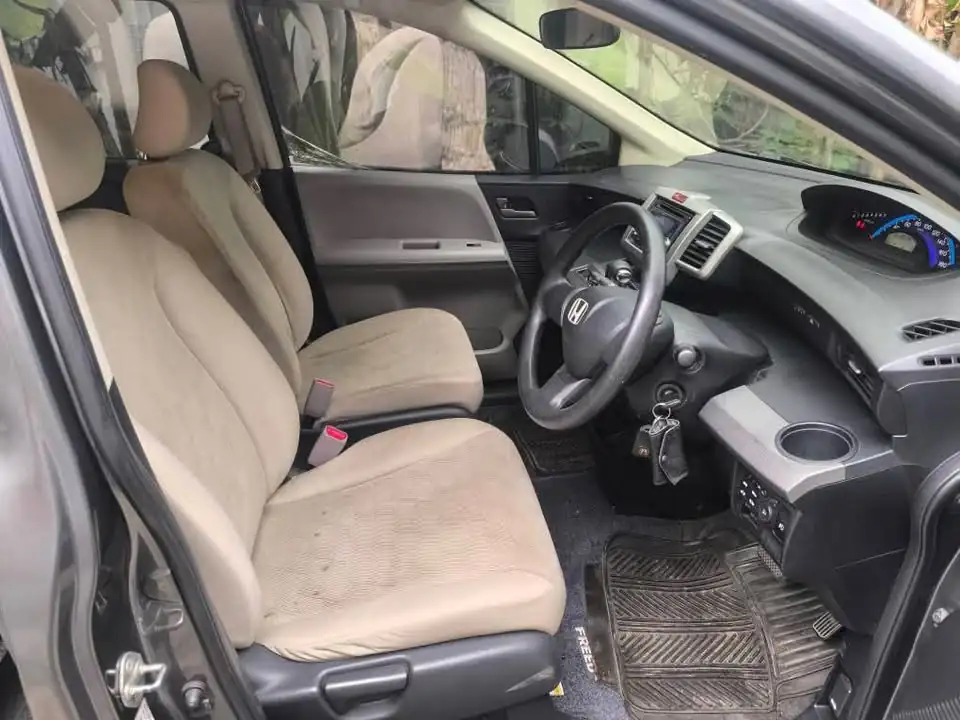 2011 Honda freed