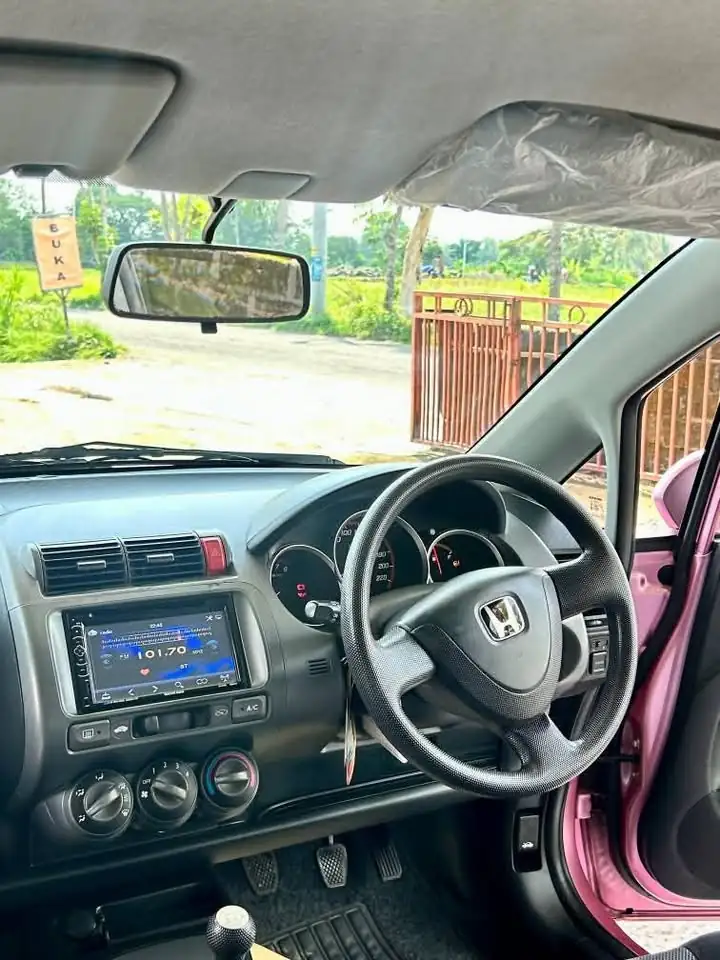 2008 Honda jazz