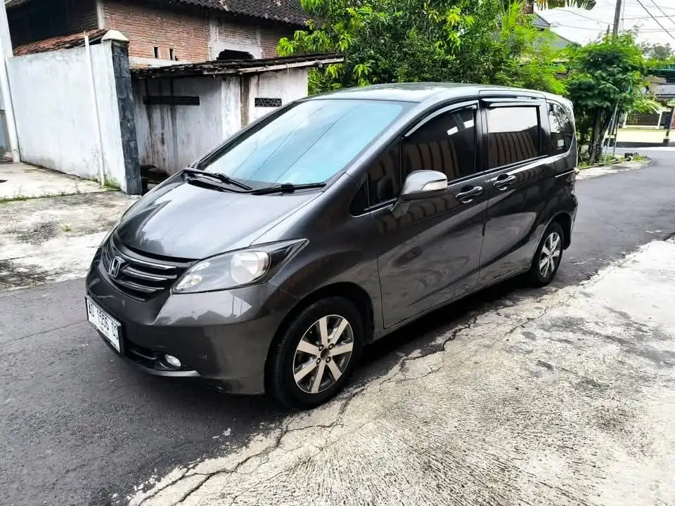 2011 Honda freed