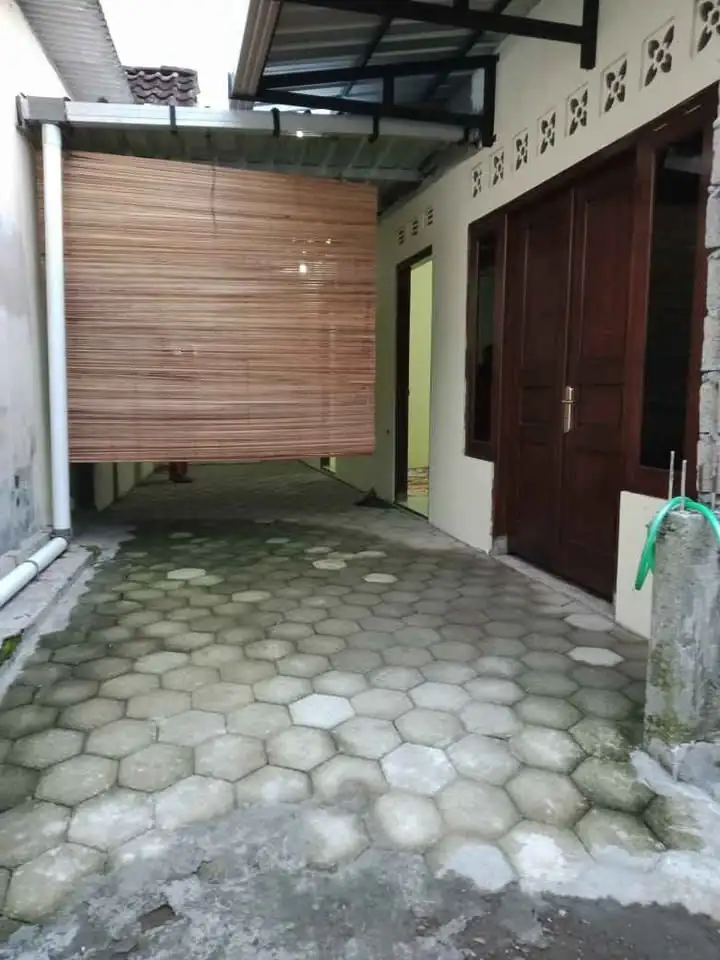 1 Kamar Tidur 1 Kamar Mandi – Rumah