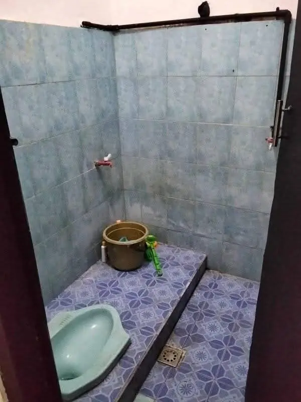 Di Kontrakkan Rumah