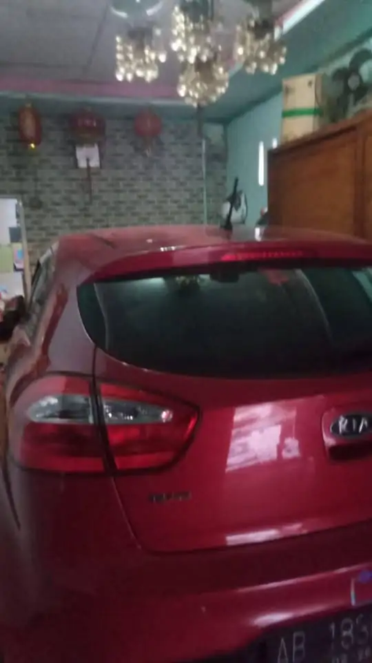 Di jual kia rio
