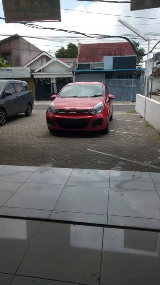 Di jual kia rio