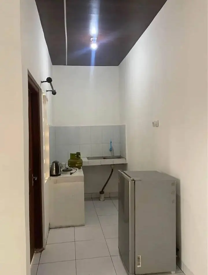 RUMAH MEWAH BANGUNAN BARU 2 LANTAI AREA SELATAN TERMINAL GIWANGAN