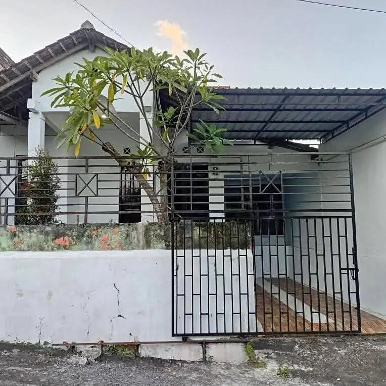 Dikontrakan rumah / Tahun