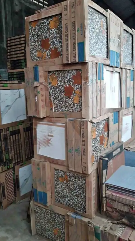Keramik dan perlengkapan rumah