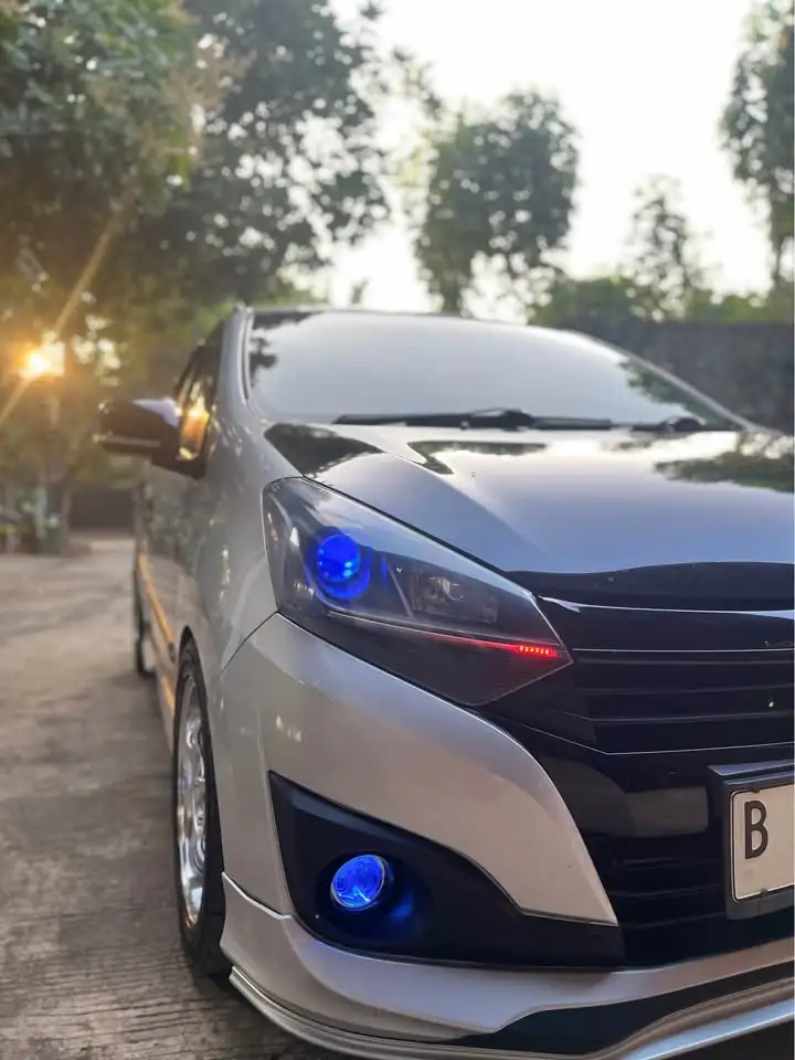 Daihatsu Ayla tahun 2014