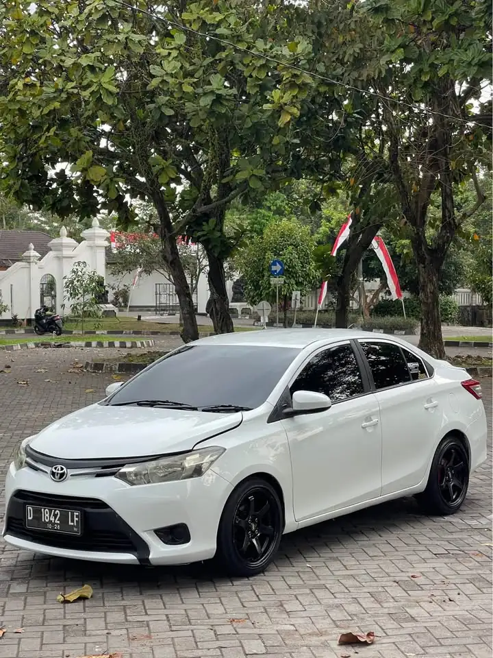 2013 Toyota vios