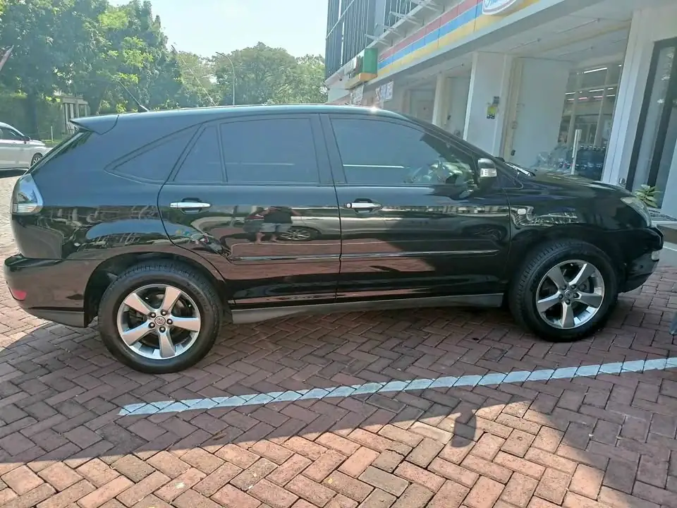 2011 Toyota harrier