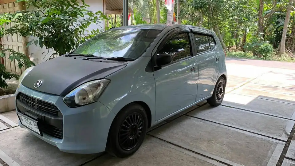 2013 Daihatsu ayla