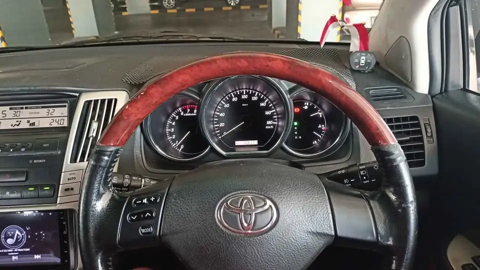 2011 Toyota harrier