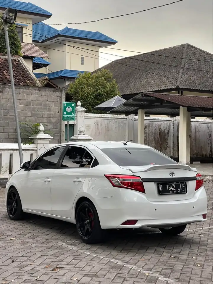 2013 Toyota vios