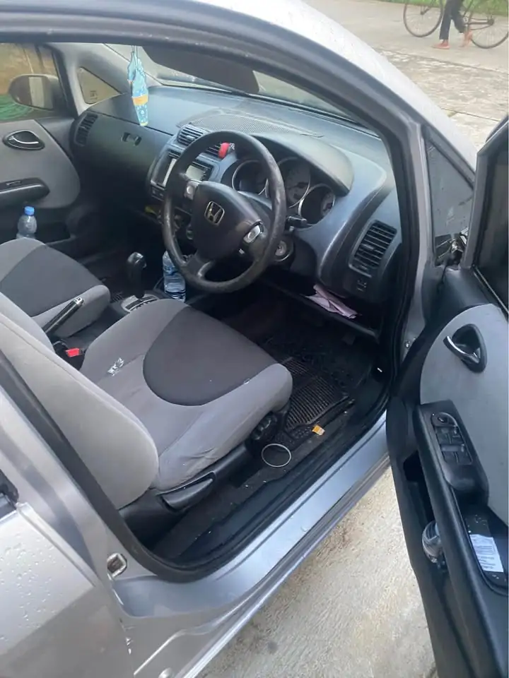 Honda jazz idsi 2005