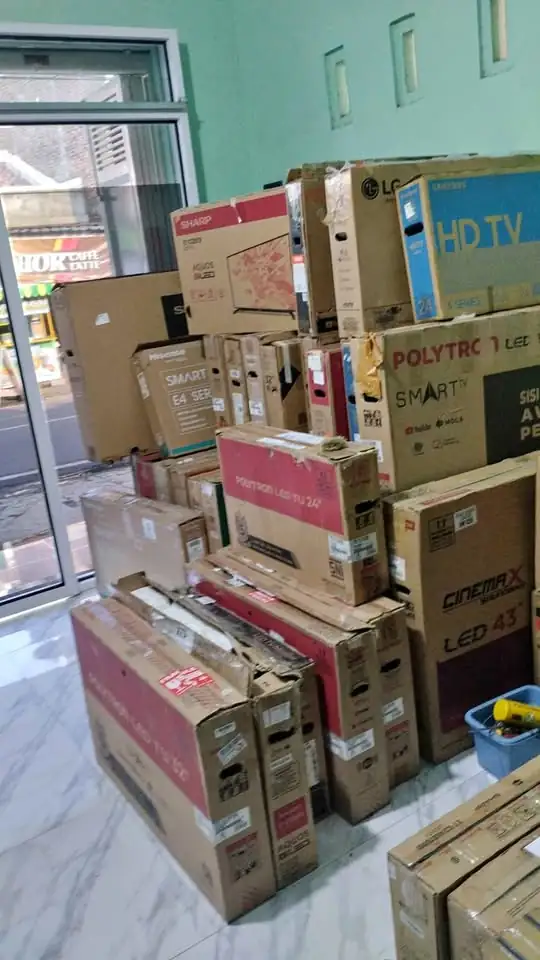 Ready tv second lelang pegadaian kondisi segel ori 24″- 32″-43″ rea