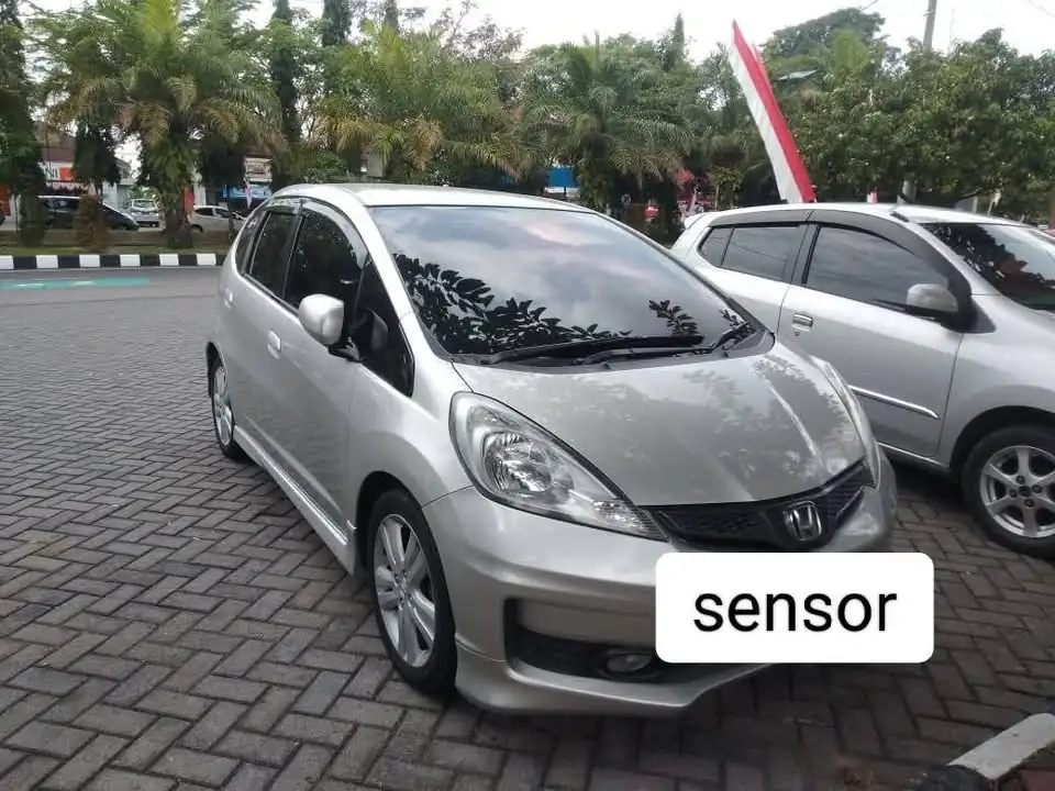 2012 Honda jazz