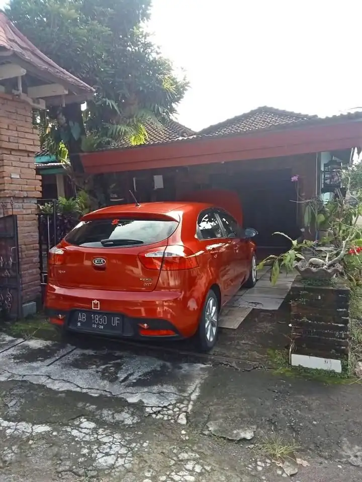 Di jual kia rio