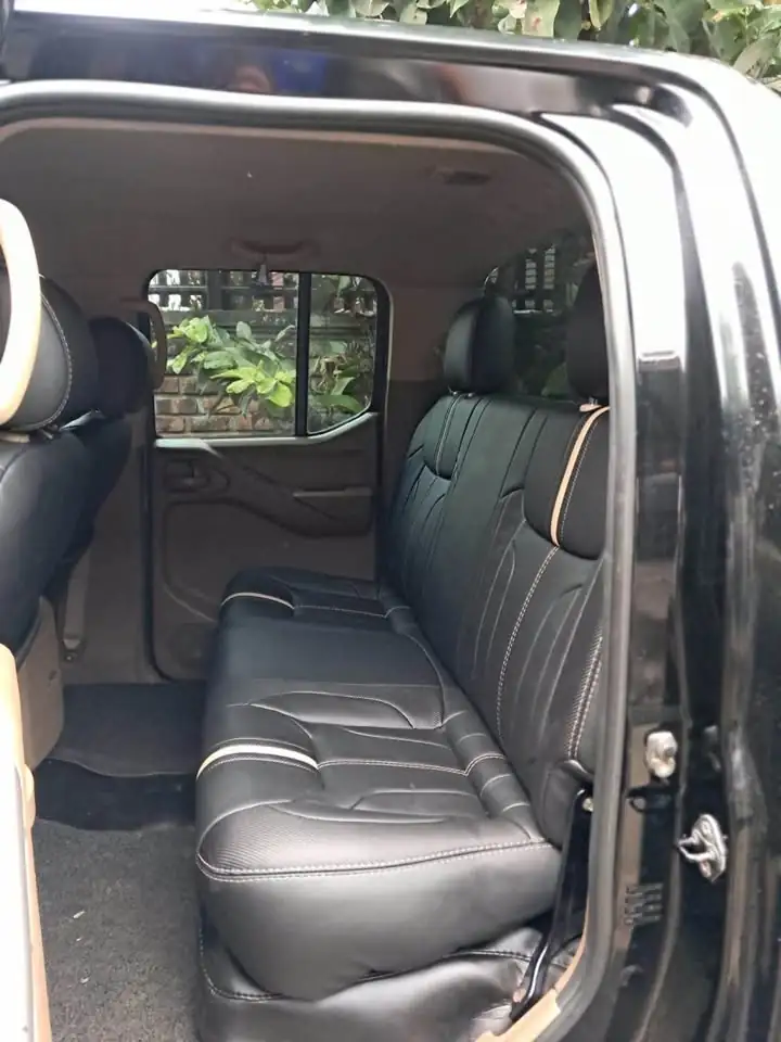 2008 Nissan navara