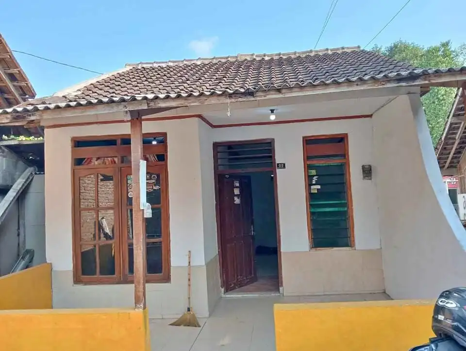 1 Kamar Tidur 1 Kamar Mandi – Rumah