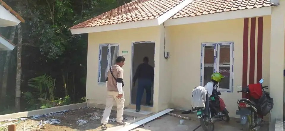 2 KT 1 Kamar Mandi – Rumah