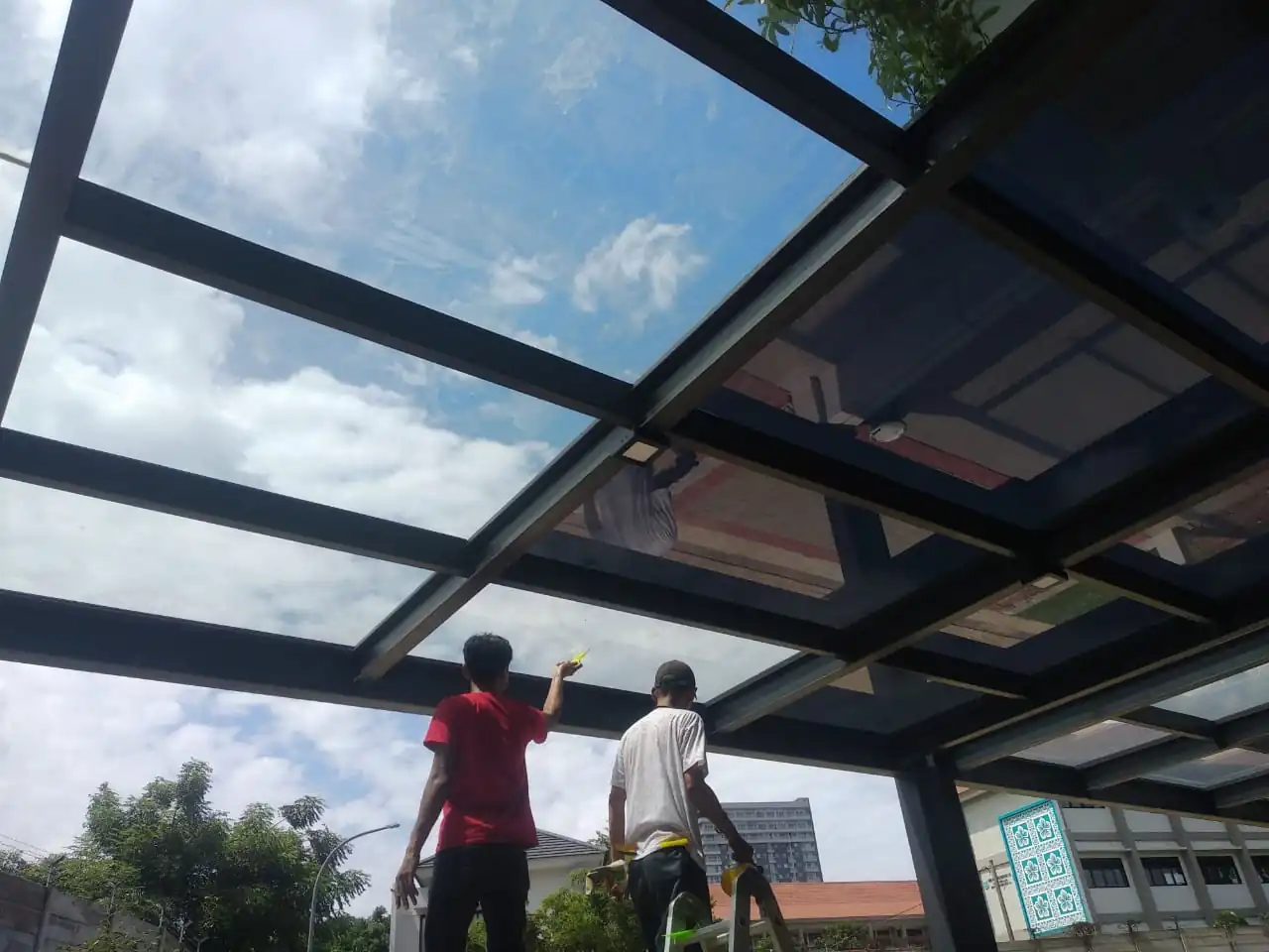 Kaca film gedung jakarta selatan