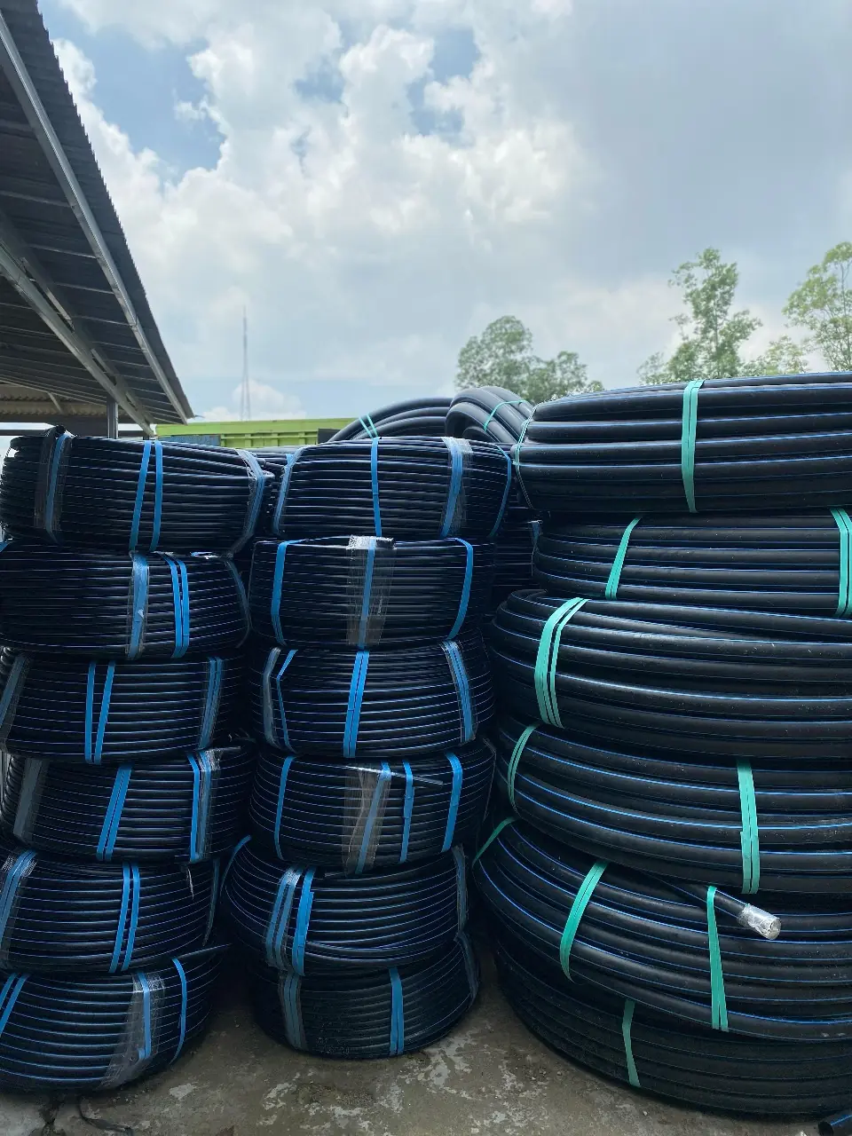 Pusat Pipa Hdpe PIPA 1 ¼ INCH 40mm Pipa Rollan 100 Meter