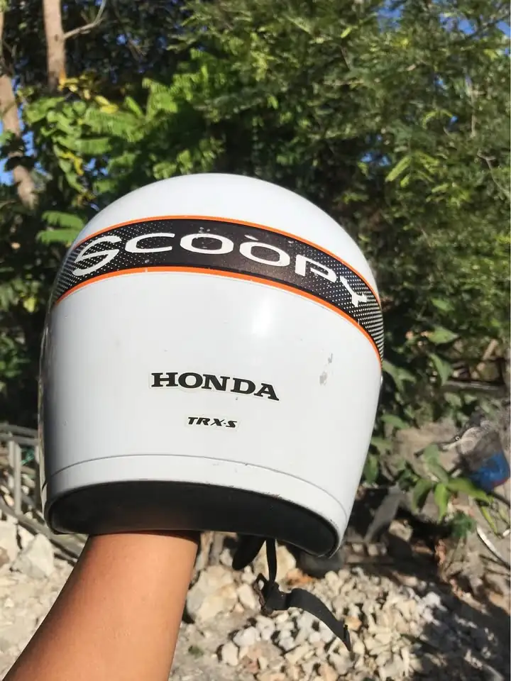 Helm scoopy