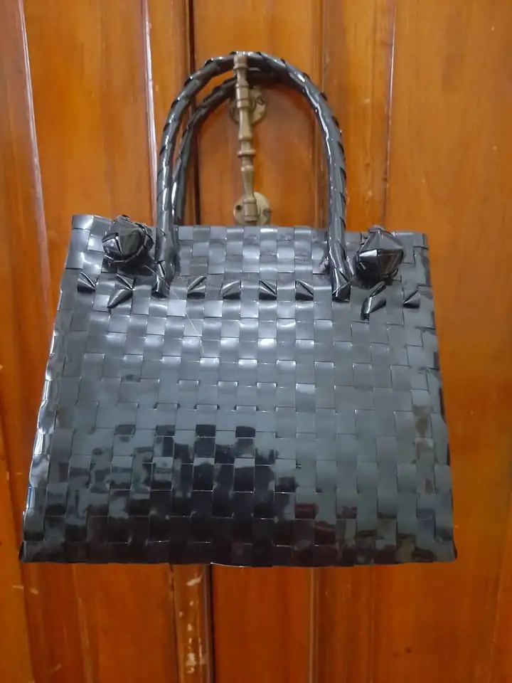 Tas wanita