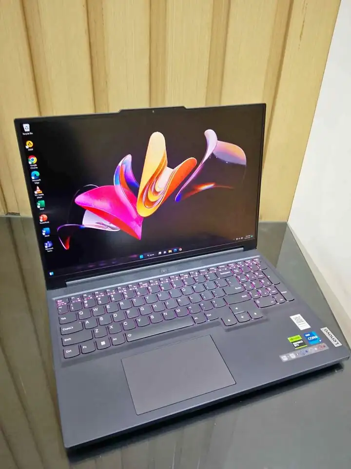 Laptop Lenovo Legion Gaming Slim 5 16IRH8