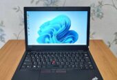 Laptop Lenovo Intel i5 Gen 8|RAM 8GB|SSD 256GB