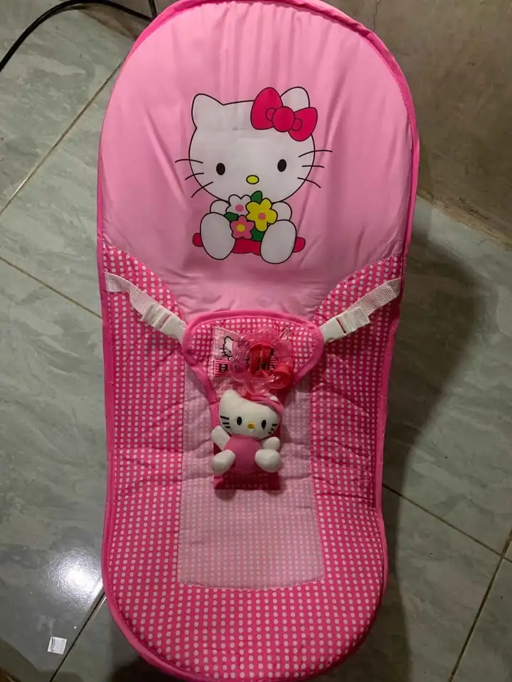 Kursi duduk bayi