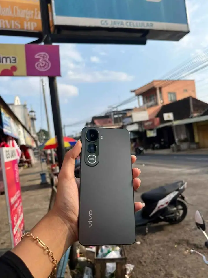 Grand Launching Y400!