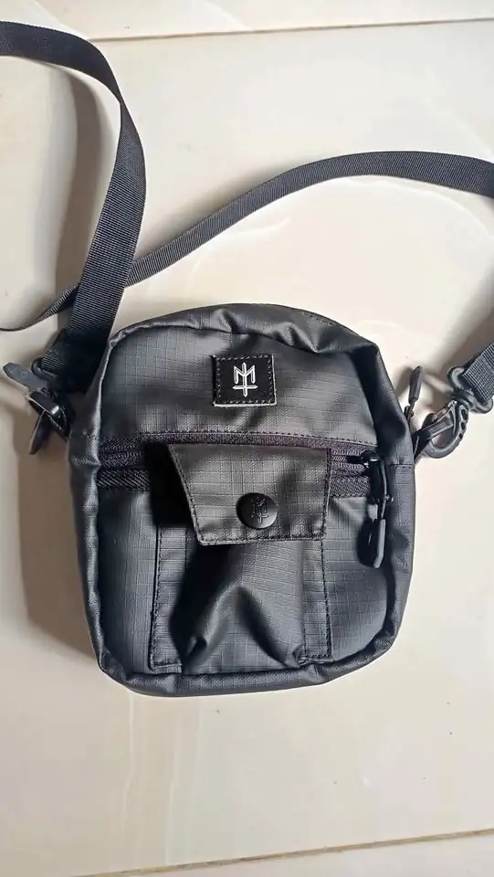 Di jual tas