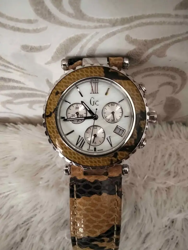 Jam tangan GC Swiss made