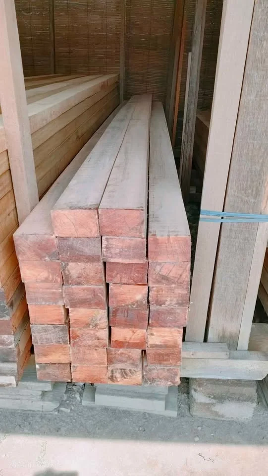 Balok Kayu kalimantan 8×12 ,6×12 dan 6×10