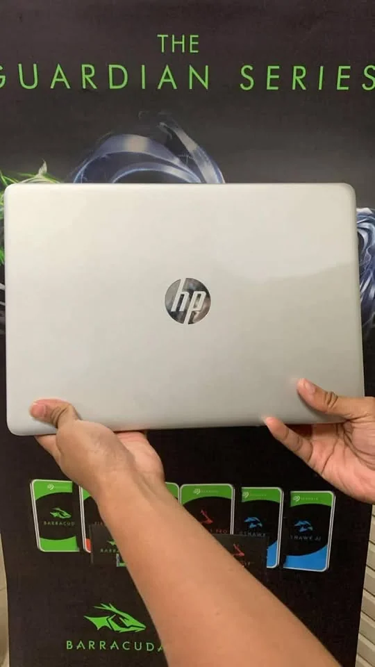 jual Laptop merk HP lengkap second berkualitas