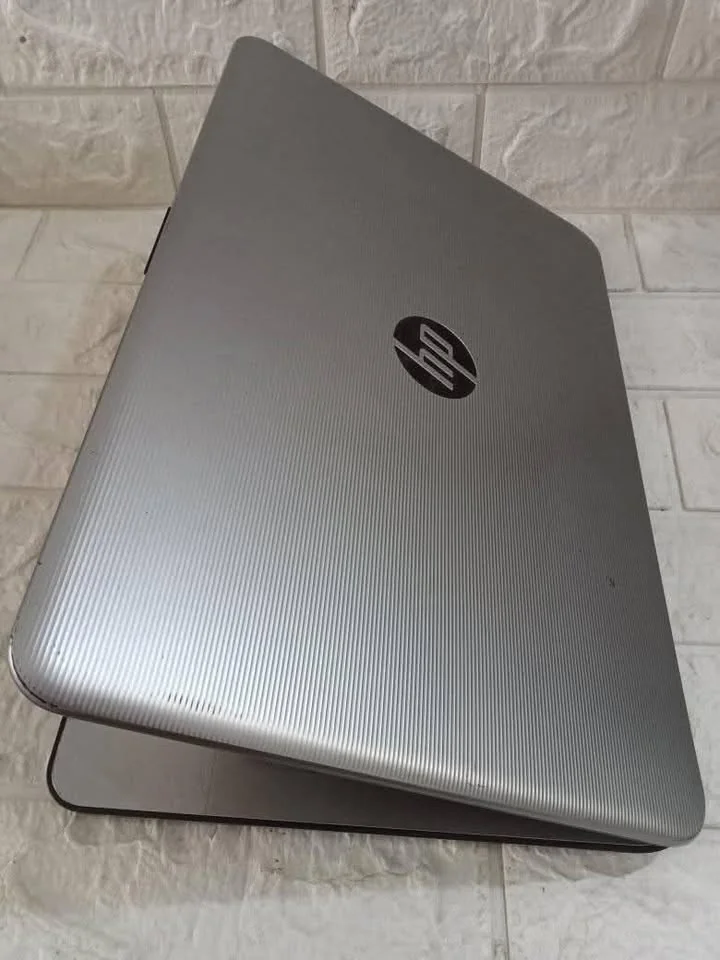 Laptop Bekas Kuliah