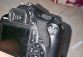 DSLR Canon 1200D