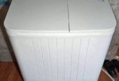 dijual.mesin cuci 2 tabung merk toshiba kapasitas 7.5kg