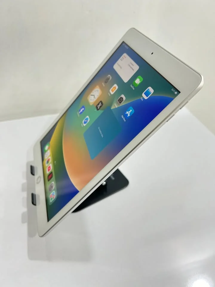 Ipad gen 5 (iBox) Silver