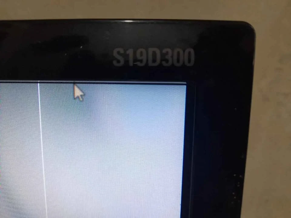 Led monitor 19 inc samsung HDMI